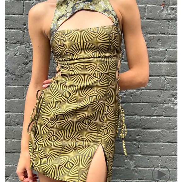 KIM SHUI HALTER BROCADE QI PAO DRESS - Picture 6 of 6